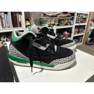 Nike Air Jordan 3 Retro OG Pine Green GS Size 7Y/W8.5 398614-030